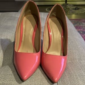 Light pink heels decent condition